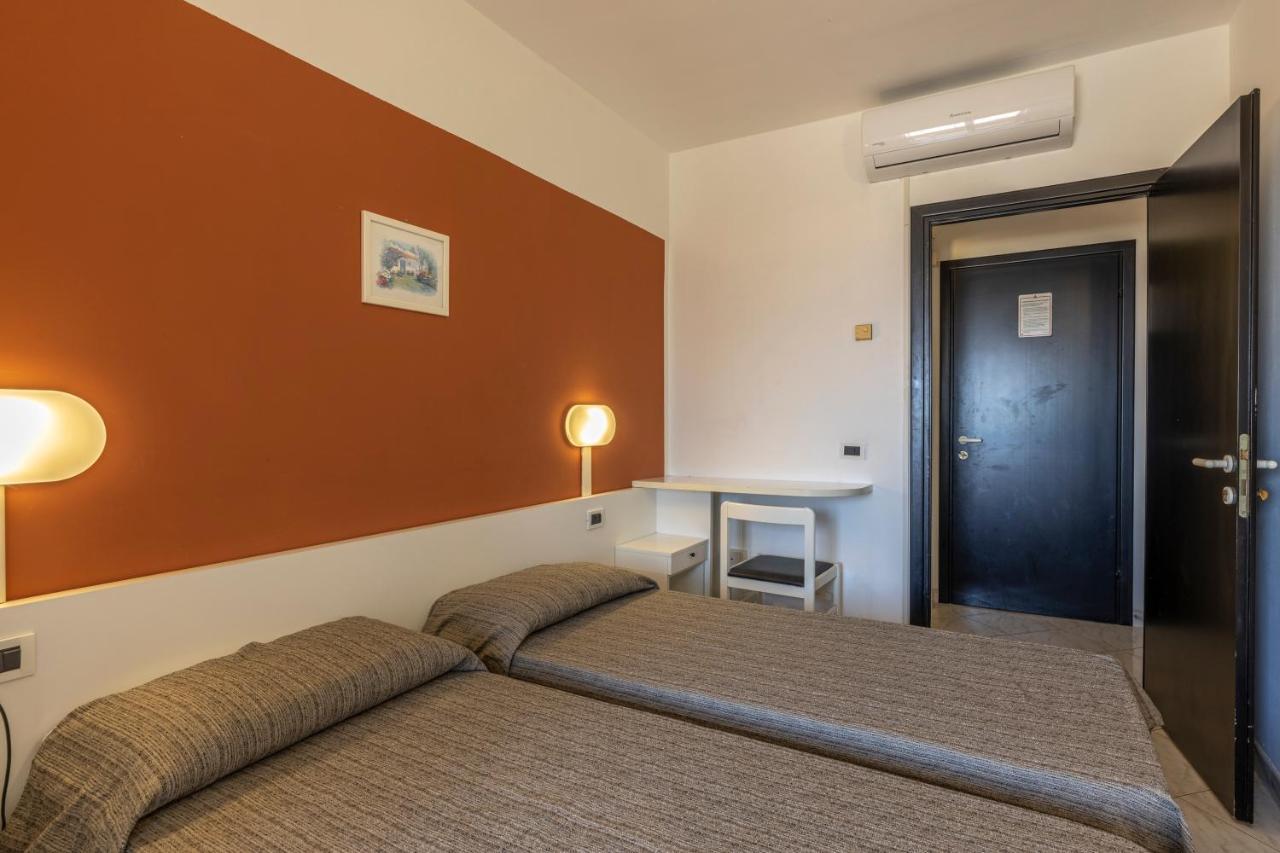 Hotel Quisisana Vada Exteriör bild